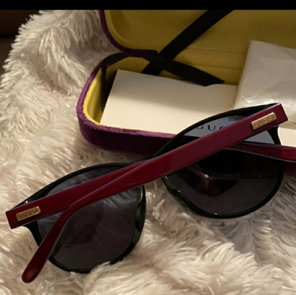 Gucci sunglasses.FIRM - Picture 8 of 9